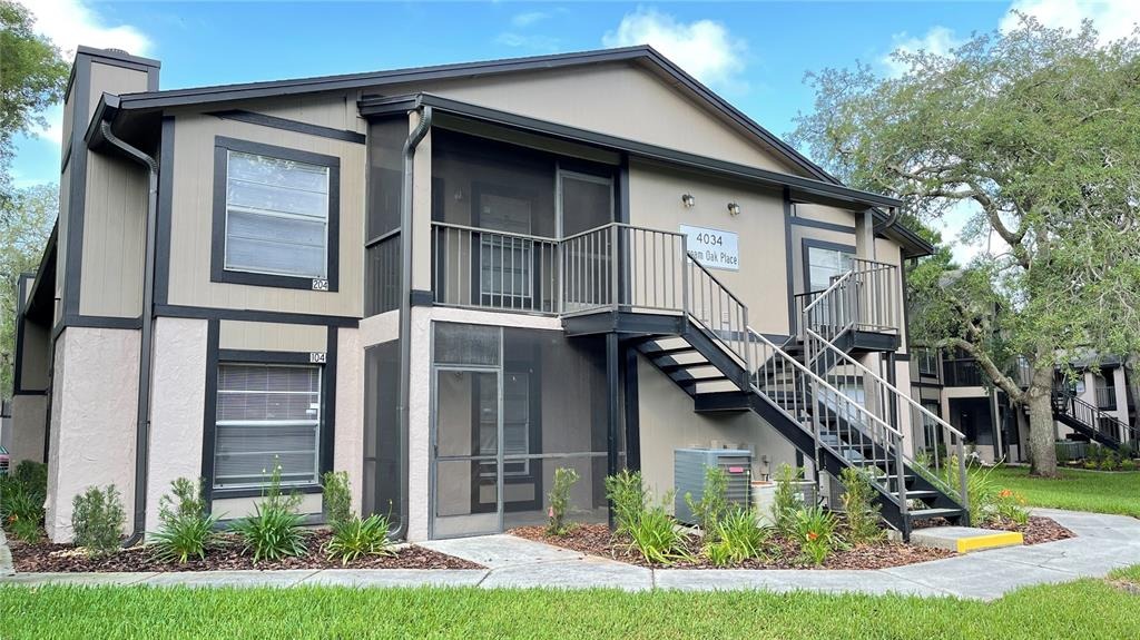 Dream Oak Pl, Tampa, FL 33613