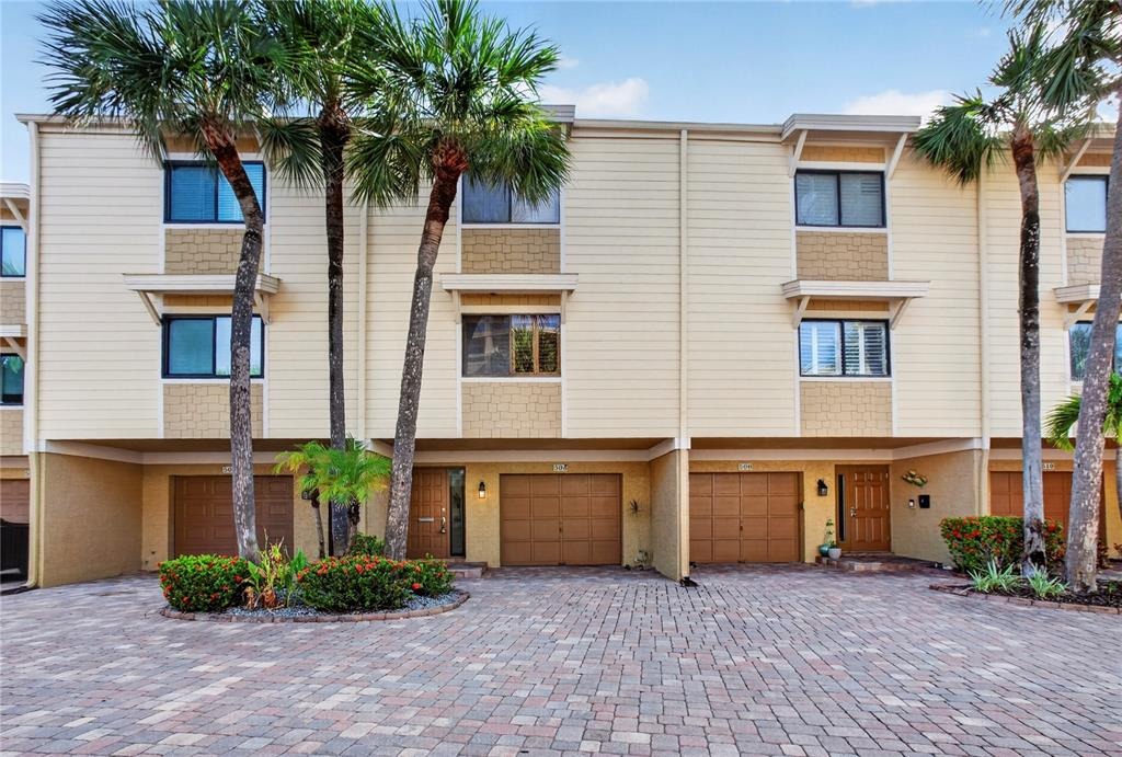Sandy Hook Rd, Treasure Island, FL 33706