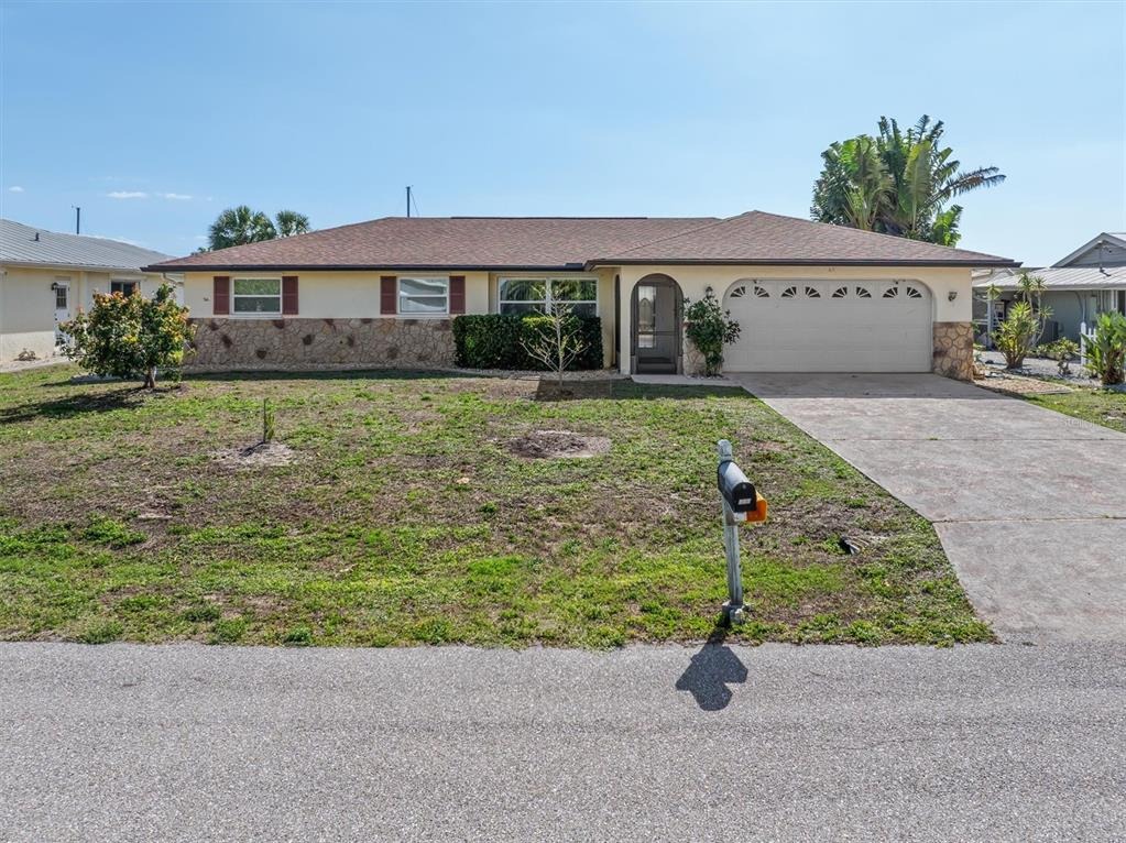 Peckham St, Port Charlotte, FL 33952