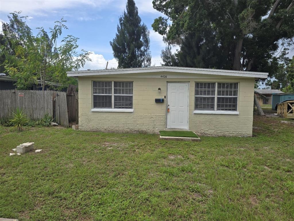 13th Ave, Saint Petersburg, FL 33711