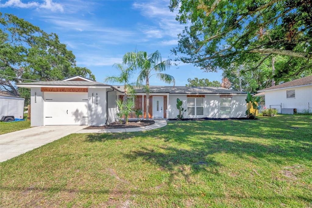 Flamingo Dr, Apollo Beach, FL 33572