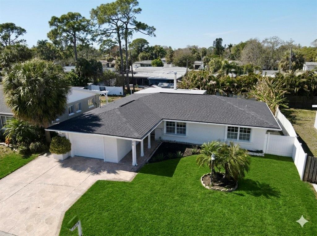 Helena St, Saint Petersburg, FL 33703