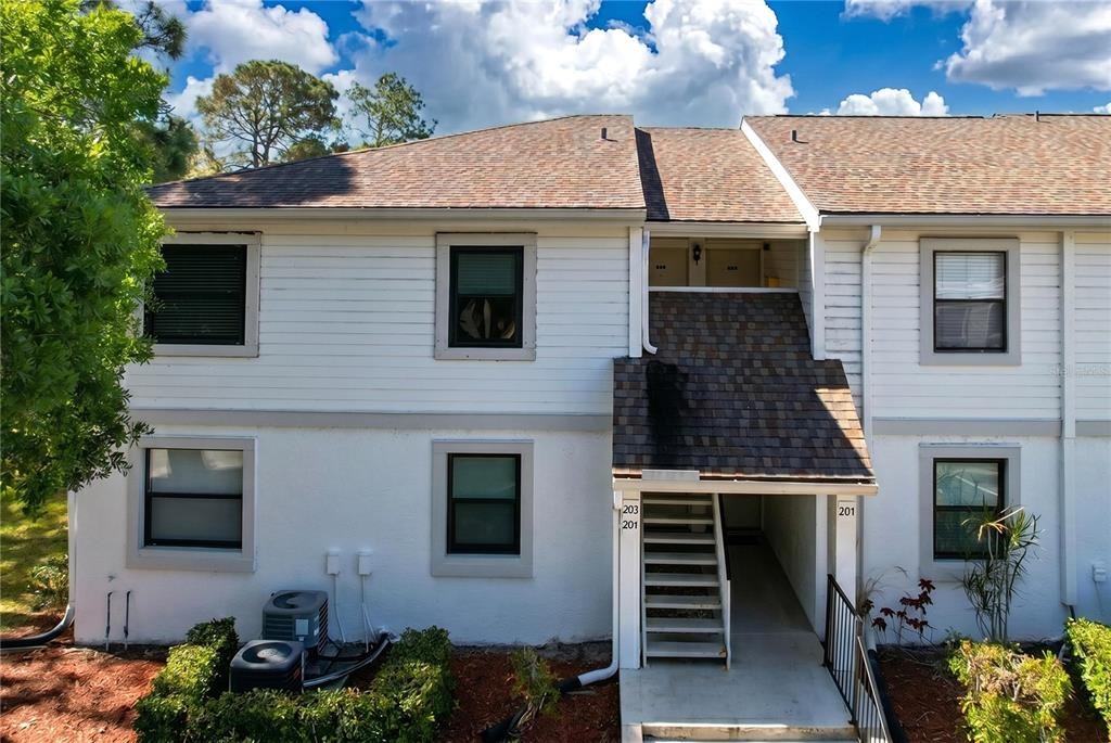 Meadow Ln, Oldsmar, FL 34677