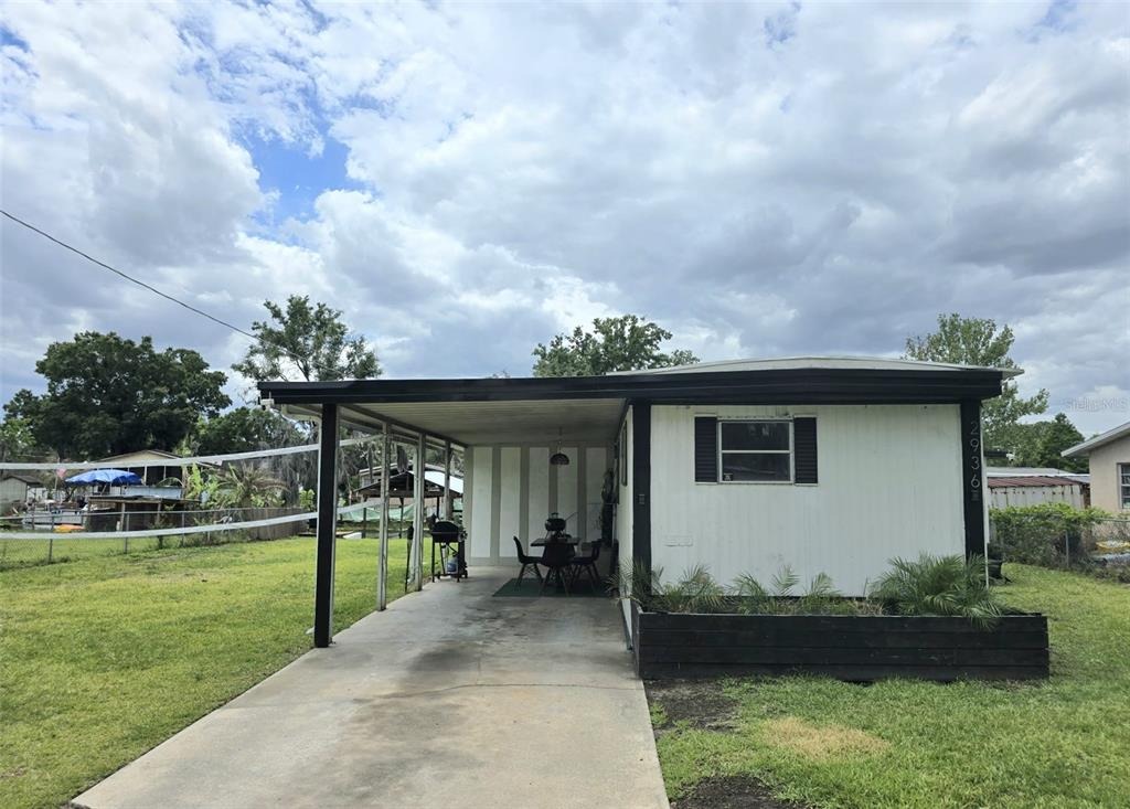 Palm Cir, Haines City, FL 33844