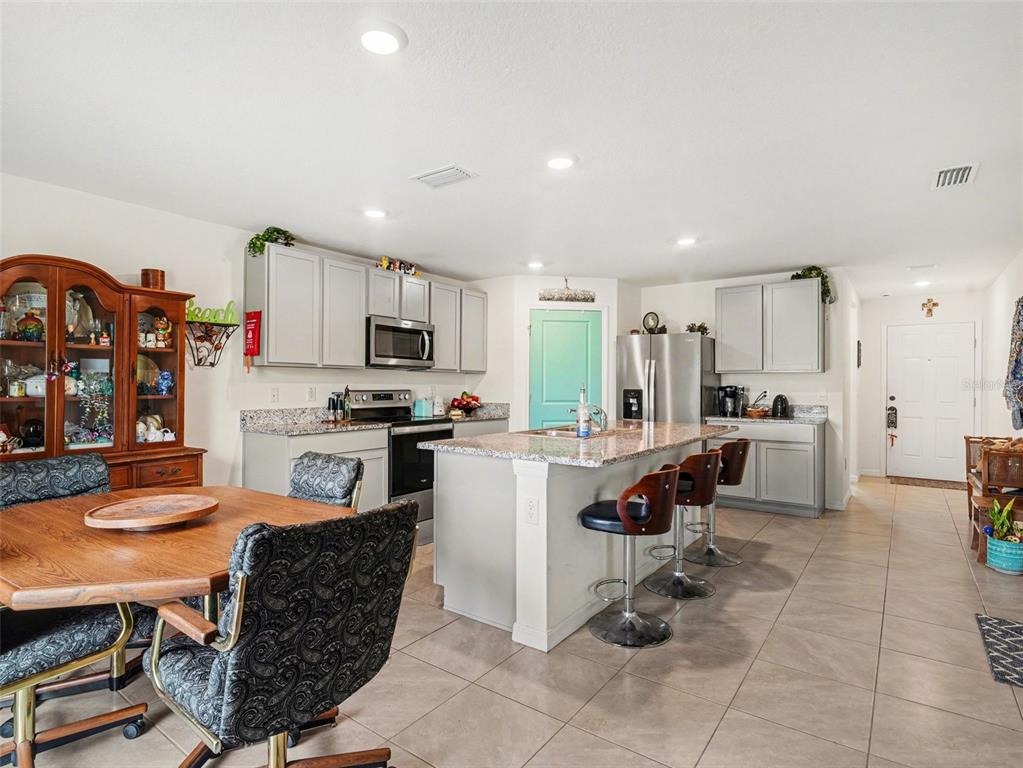 Dovetail Ln, Palmetto, FL 34221 #1