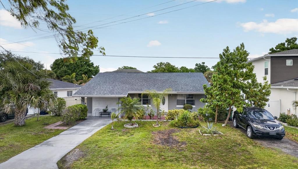 Bradford Ave, Tampa, FL 33609