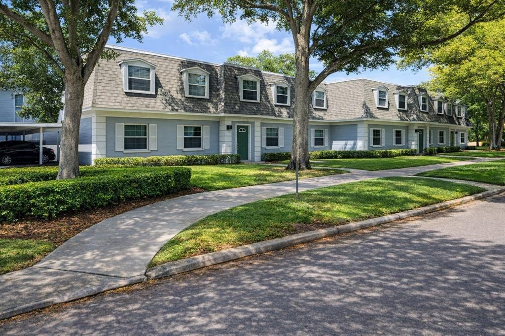Belleair Forest Dr, Belleair, FL 33756