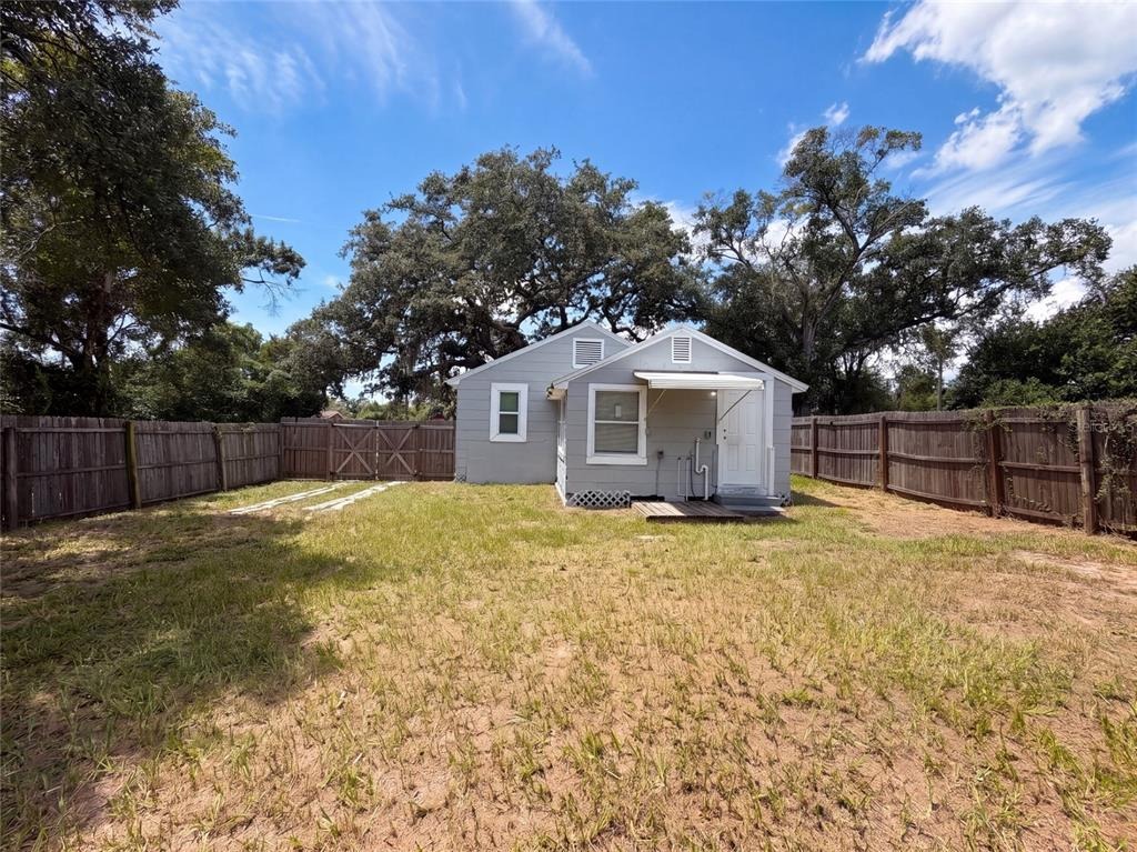 18th St, Tampa, FL 33604 #1