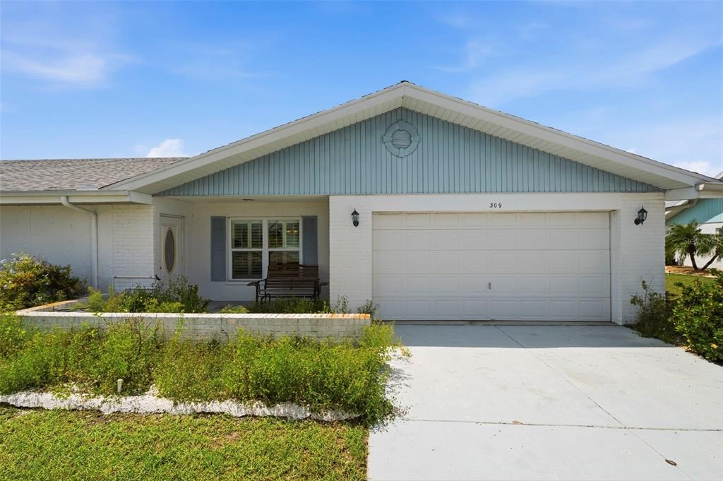 Green Manor Dr, Sun City Center, FL 33573