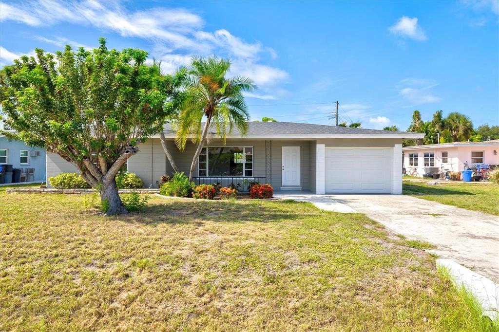 Aurora St, Venice, FL 34285