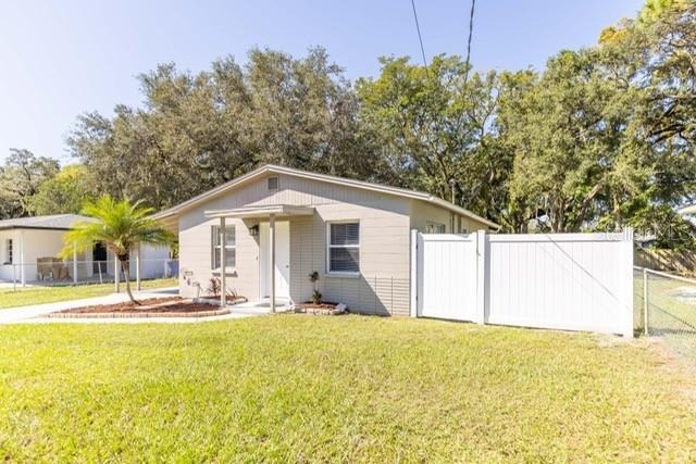 Berkley Dr, Tampa, FL 33610