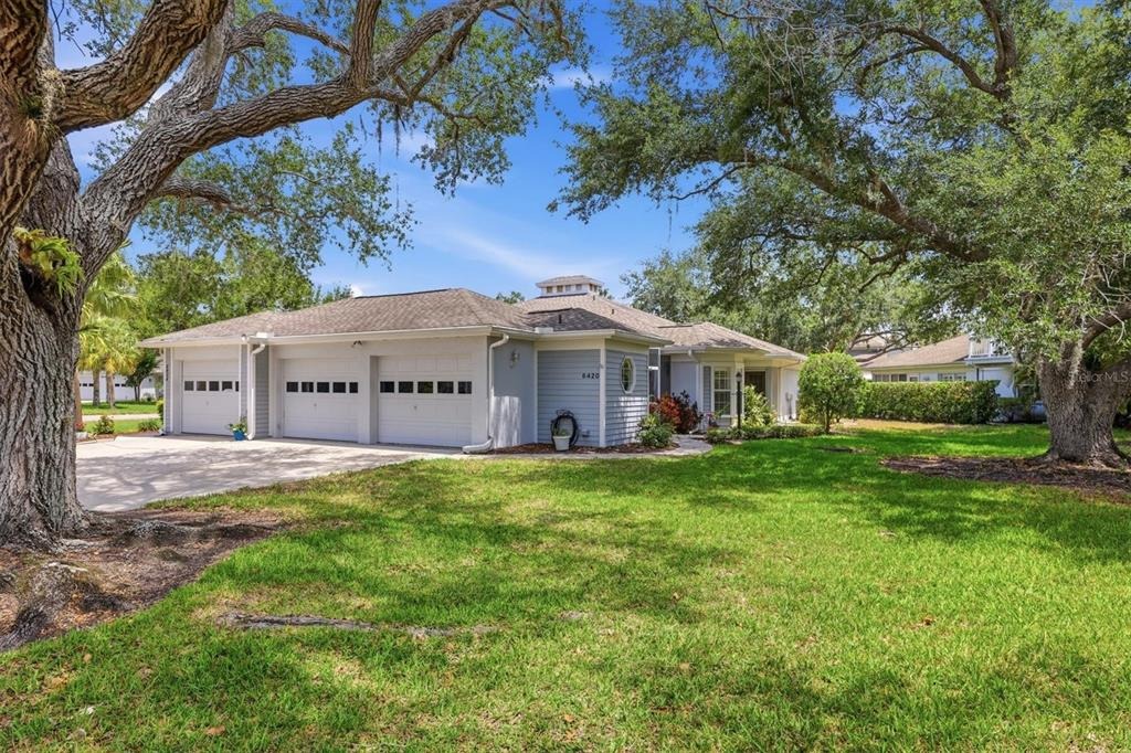 Carrington Cir, Sarasota, FL 34238