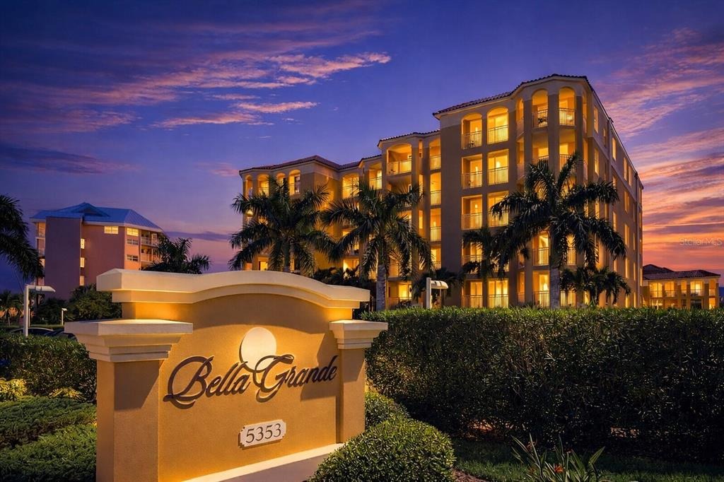 Gulf Blvd, Street Pete Beach, FL 33706