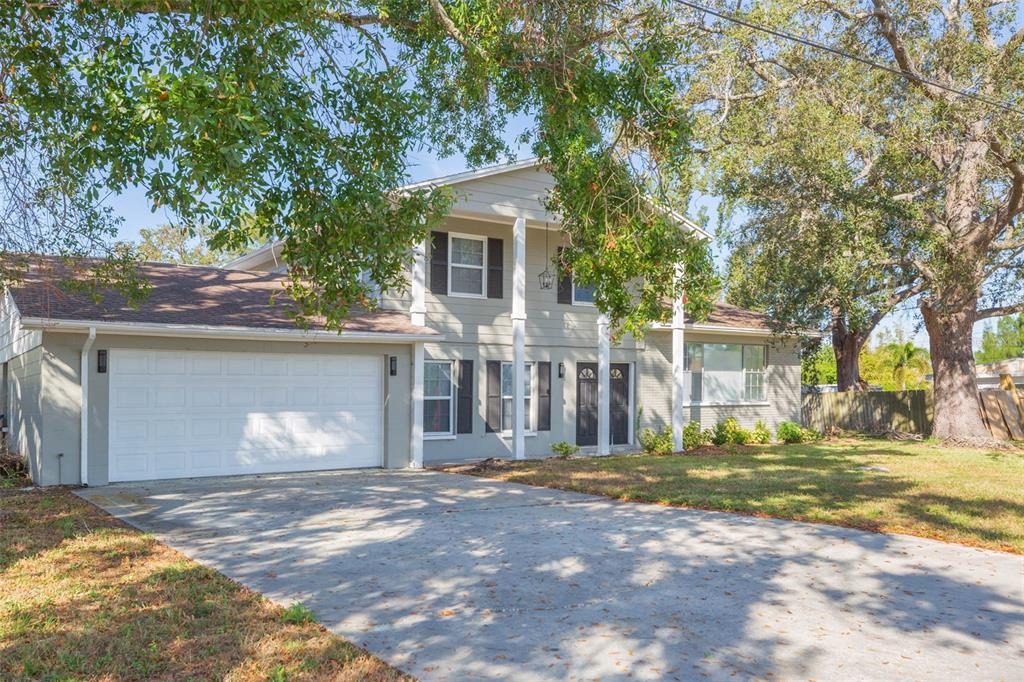 2nd St, Ruskin, FL 33570