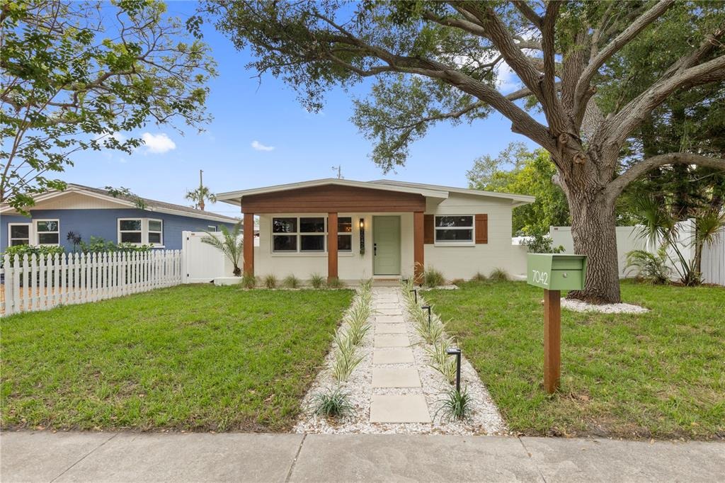 Dartmouth Ave, Saint Petersburg, FL 33710