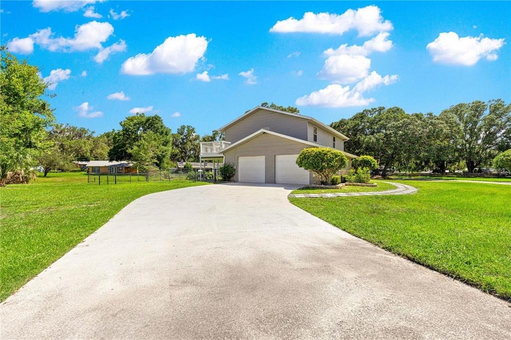 103rd Ter, Summerfield, FL 34491 #1