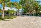 72nd St, Holmes Beach, FL 34217