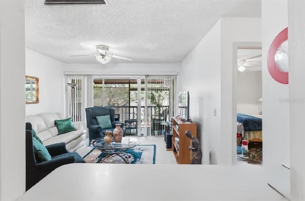 Lake Dr, Tampa, FL 33614