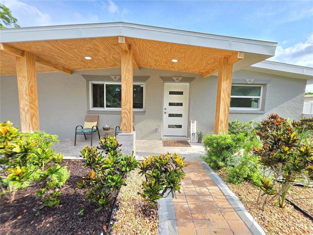 Davison Ave, Saint Petersburg, FL 33703