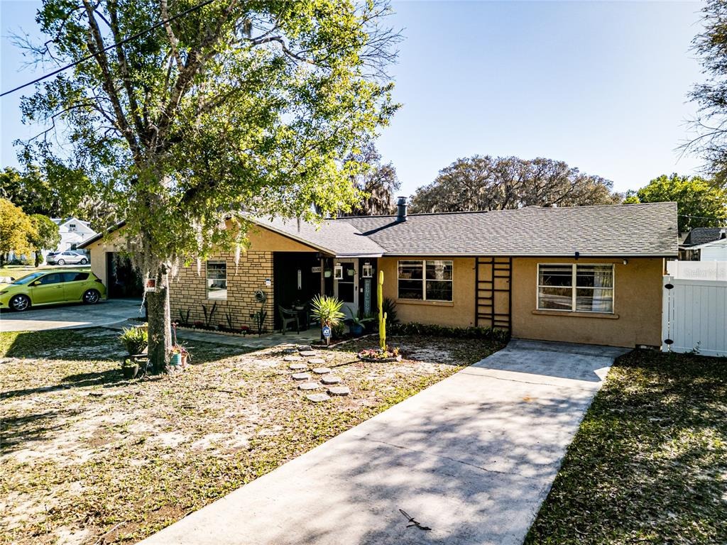 Willow Ave, Avon Park, FL 33825