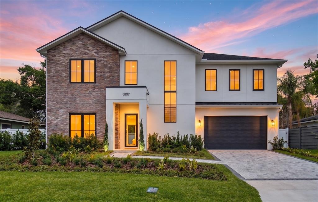 Pelican Ln, Orlando, FL 32803
