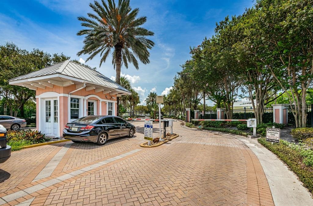 Coquina Key Dr, Saint Petersburg, FL 33705