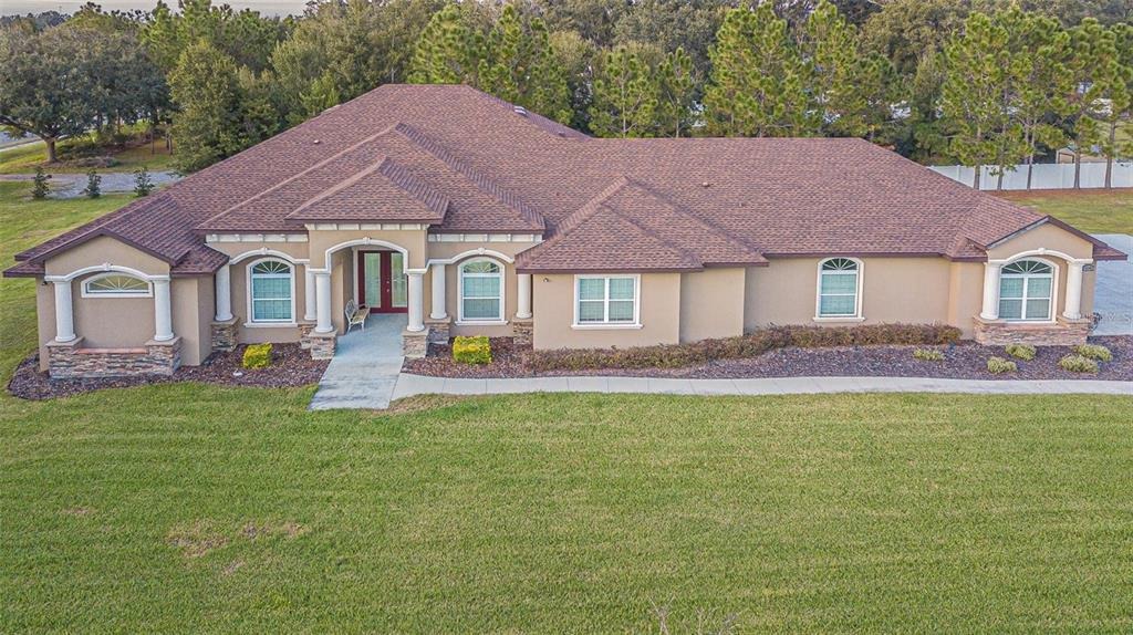 Done Groven Dr, Dover, FL 33527