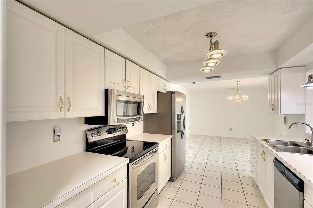 10th Ave, Bradenton, FL 34209 #1