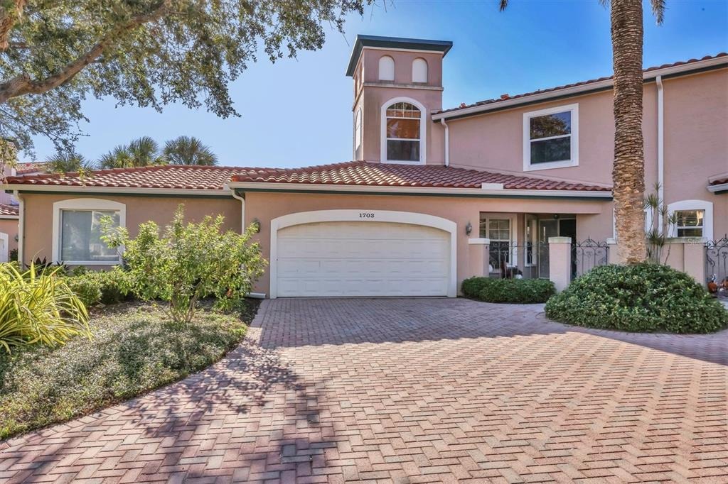 Starling Dr, Sarasota, FL 34231