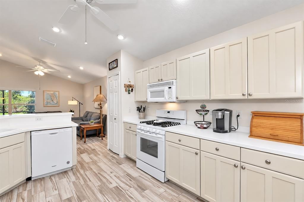 Flagstone Dr, Sarasota, FL 34238 #1