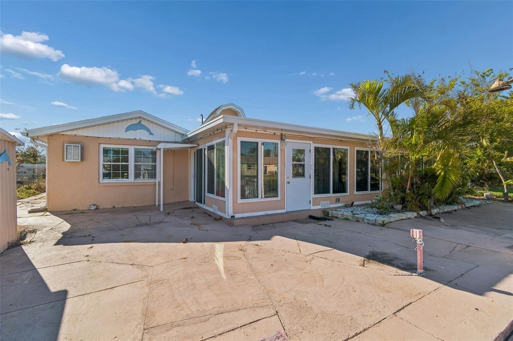 Island Harbor Dr, Port Richey, FL 34668 #1