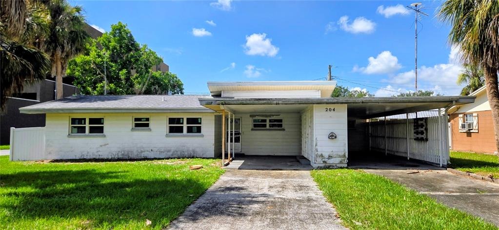Bobbie Cir, Lakeland, FL 33813