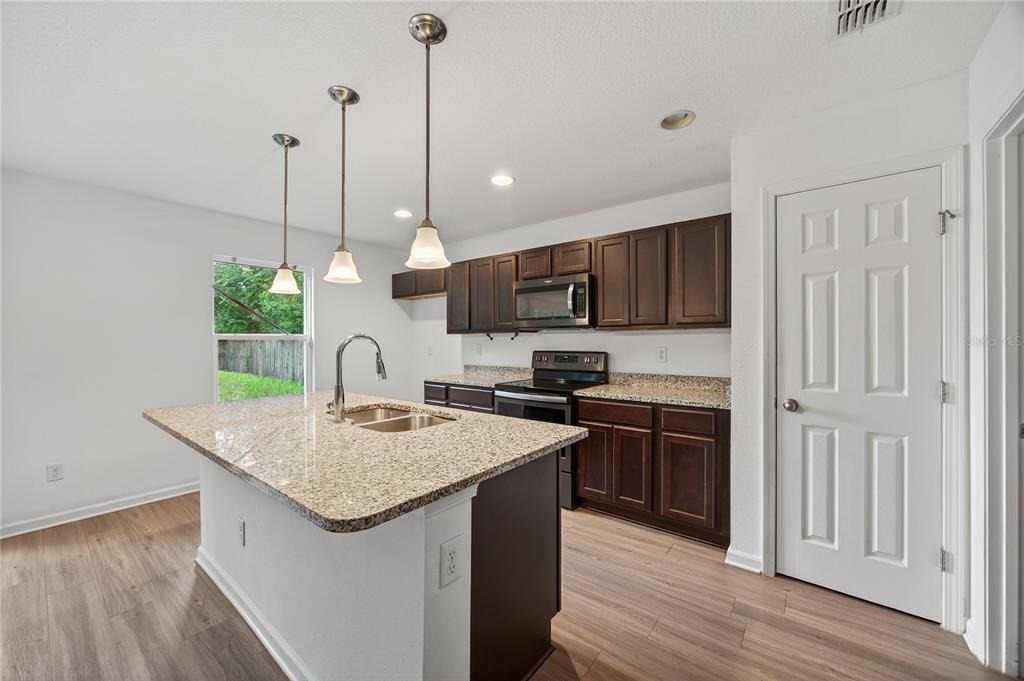 Colonial Ave, Jacksonville, FL 32210 #1