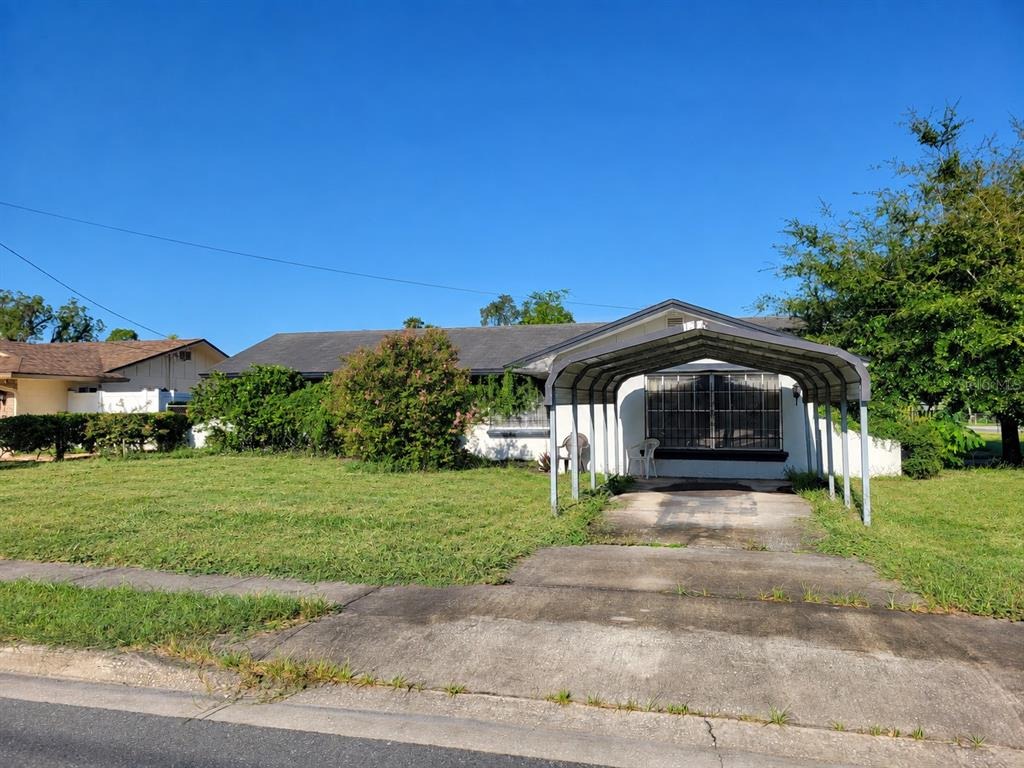Lowrie Ave, Orlando, FL 32805
