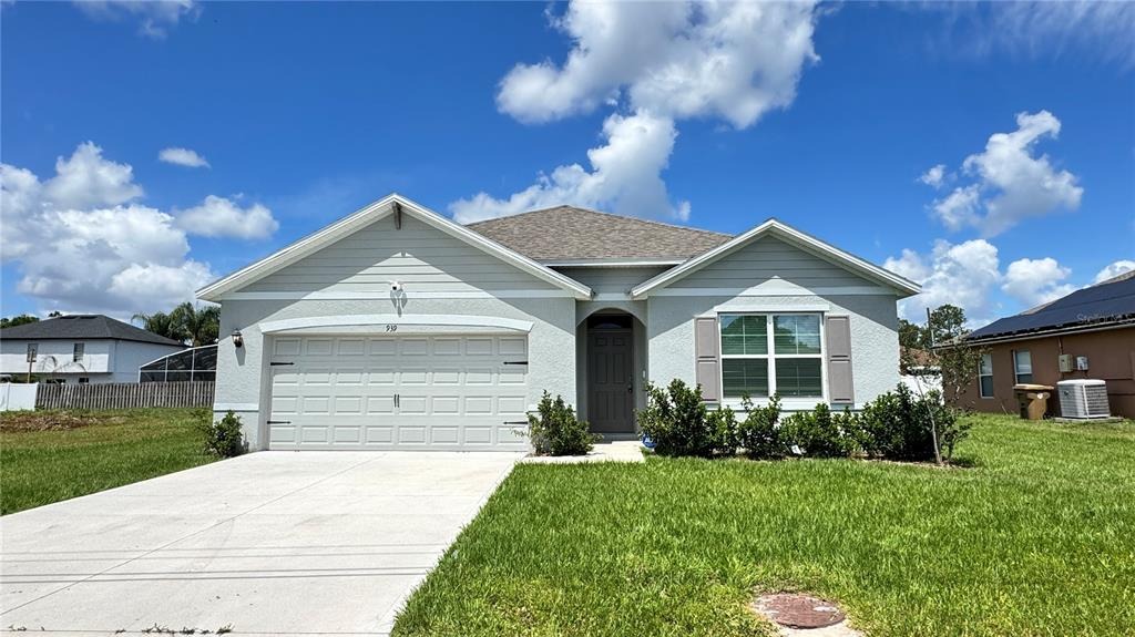 Stockport Dr, Kissimmee, FL 34758
