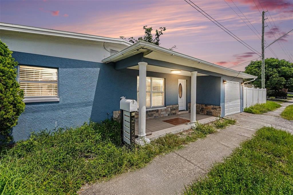 38th Ave, Saint Petersburg, FL 33713