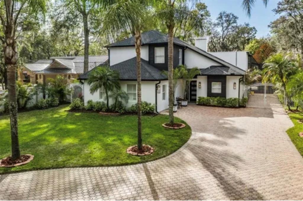 Boulevard , Tampa, FL 33612