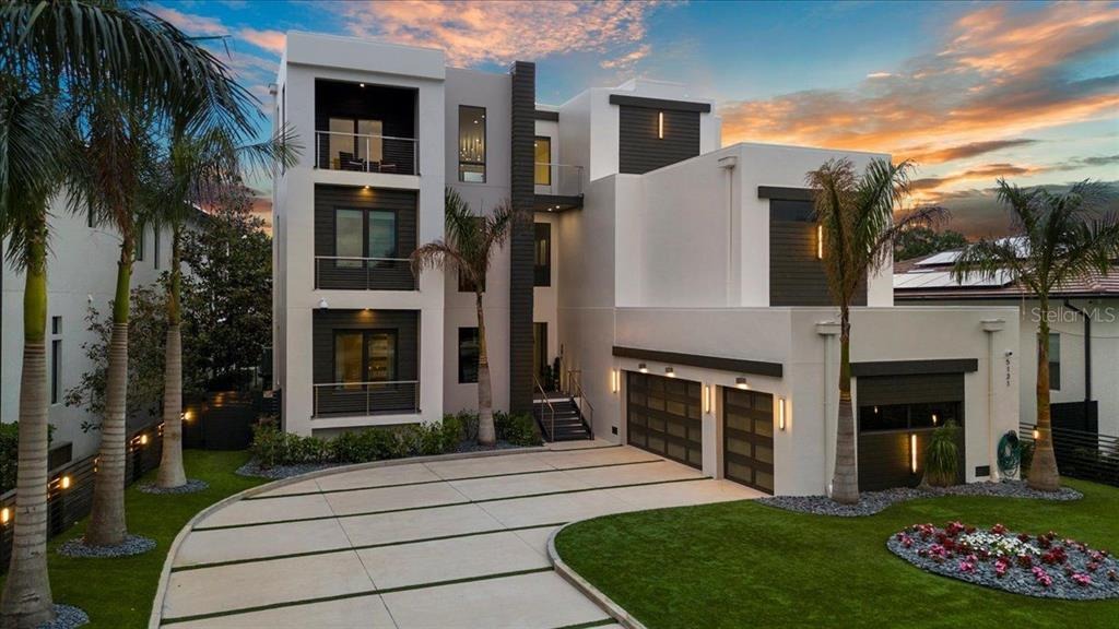 Neptune Way, Tampa, FL 33609