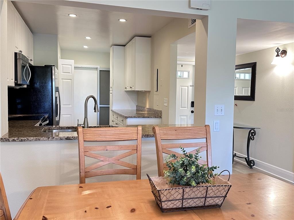 Country Club Dr, Sarasota, FL 34243 #1