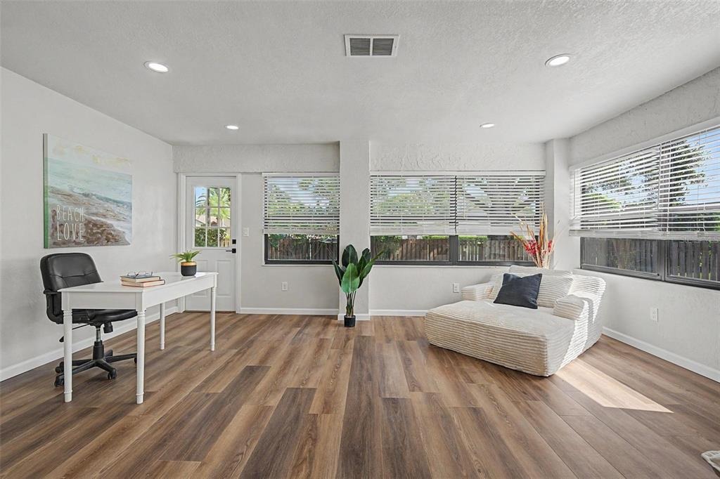 Bay Berry Ln, Clearwater, FL 33763 #1