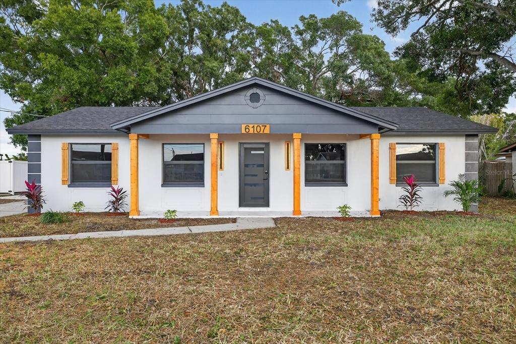 Cole Dr, Tampa, FL 33634