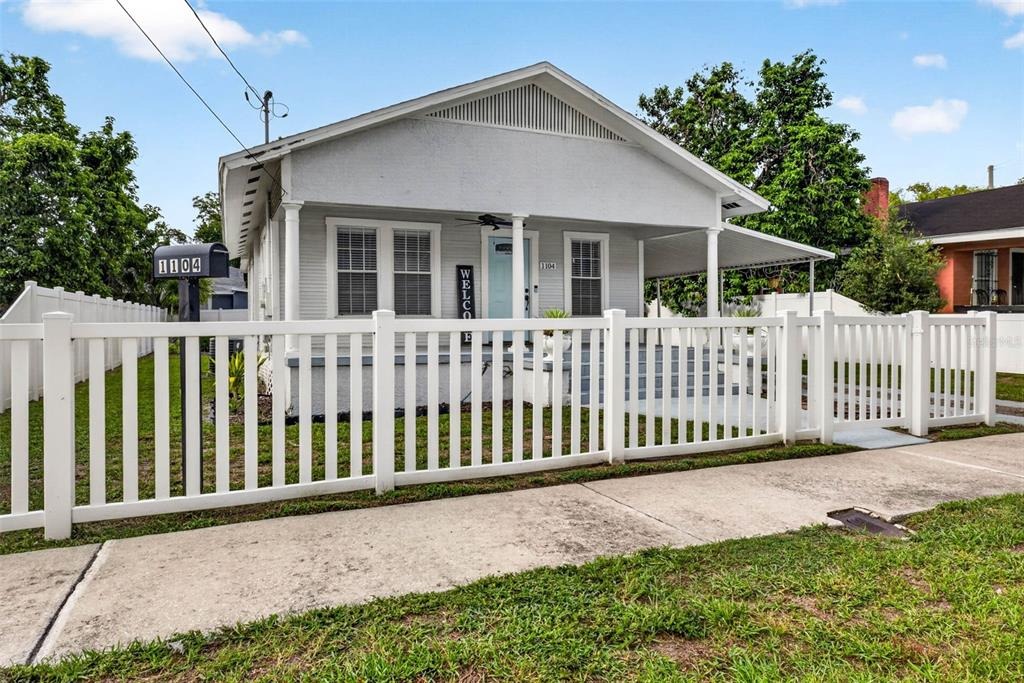 28th Ave, Tampa, FL 33605