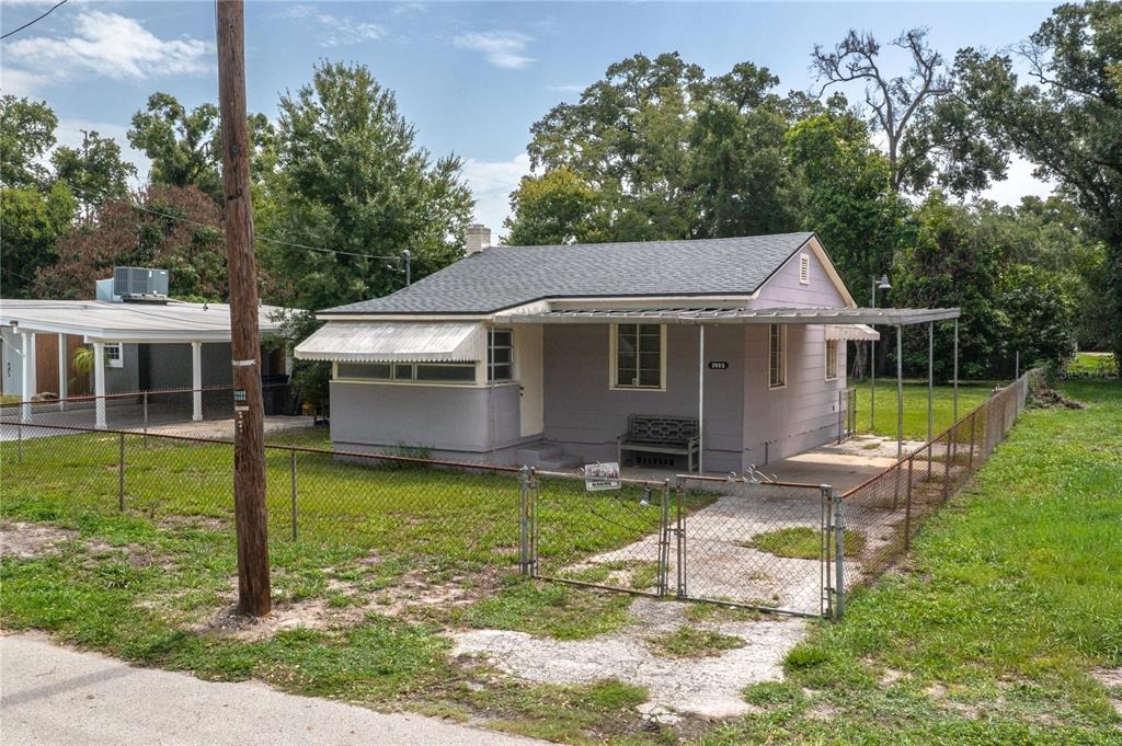 Clearfield Ave, Tampa, FL 33603