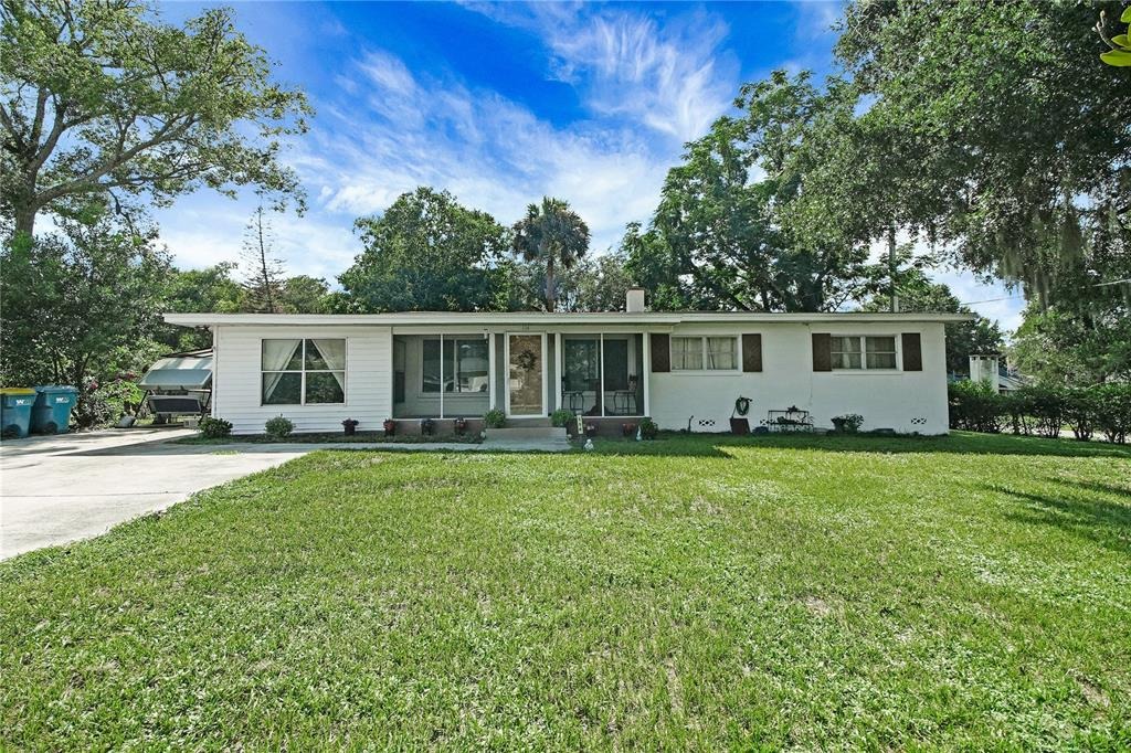 Park Ave, Fruitland Park, FL 34731