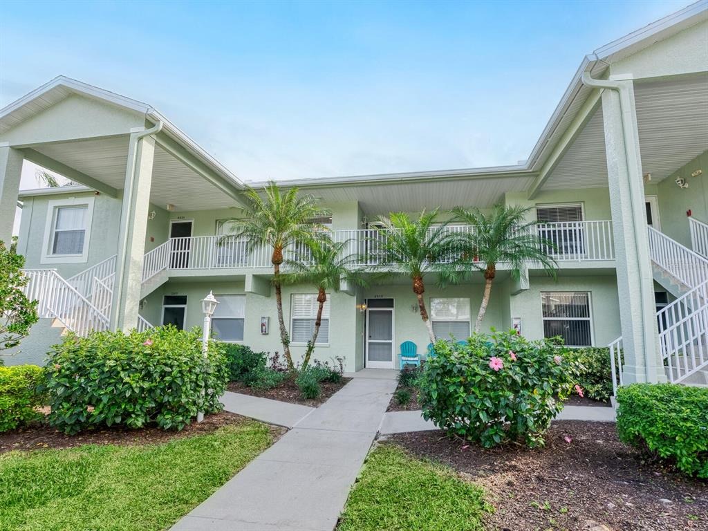 Tower Hill Ln, Sarasota, FL 34238