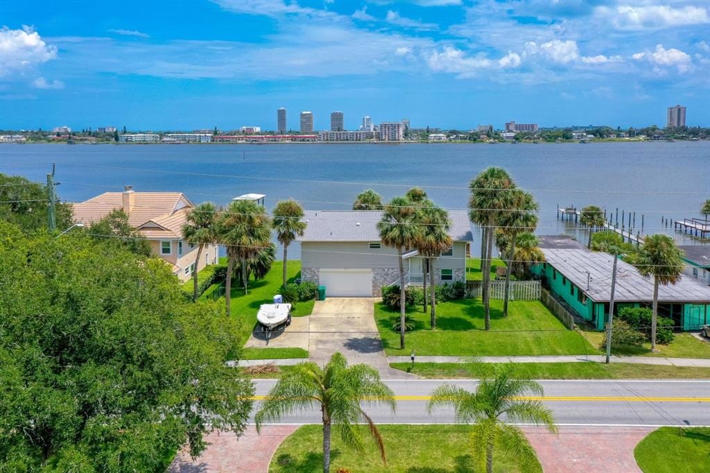Riverside Dr, Daytona Beach, FL 32117