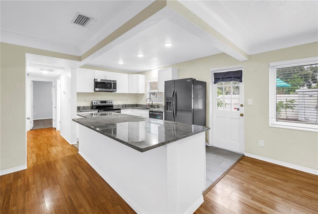 28th Ave, Saint Petersburg, FL 33710 #1