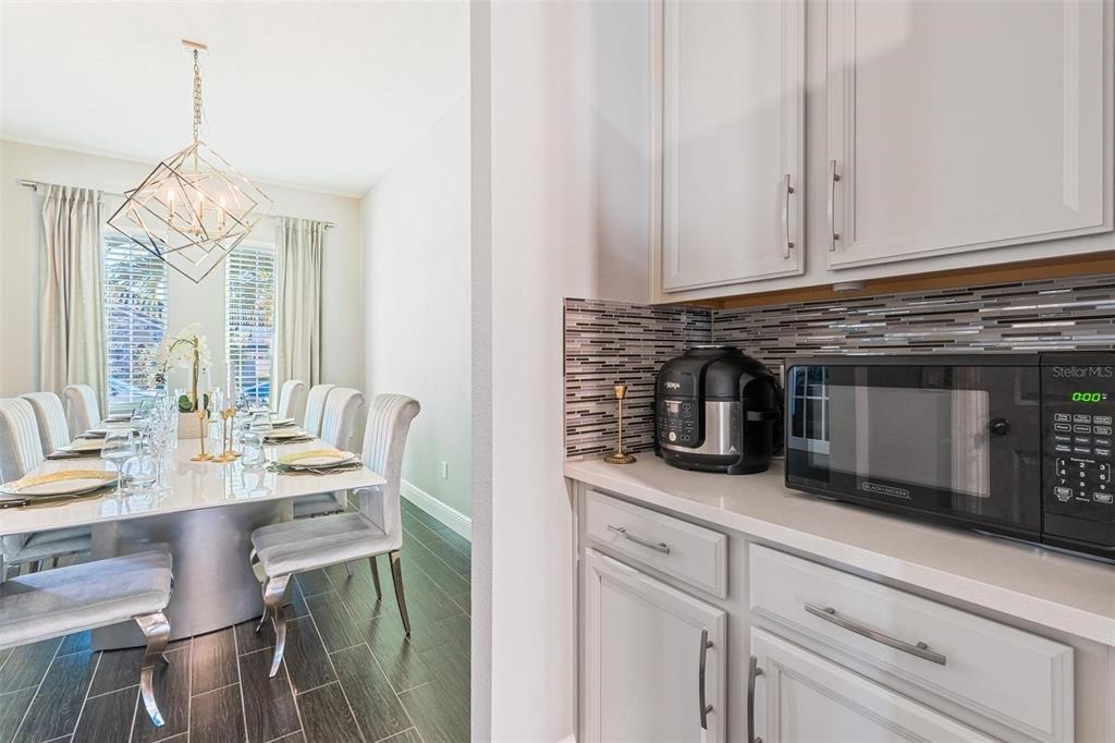 Ludington Cir, Orlando, FL 32836 #1