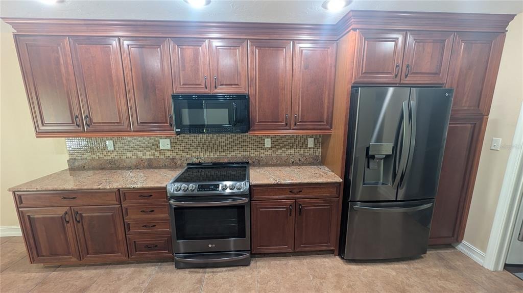 Oak Forest Dr, Sarasota, FL 34231 #1