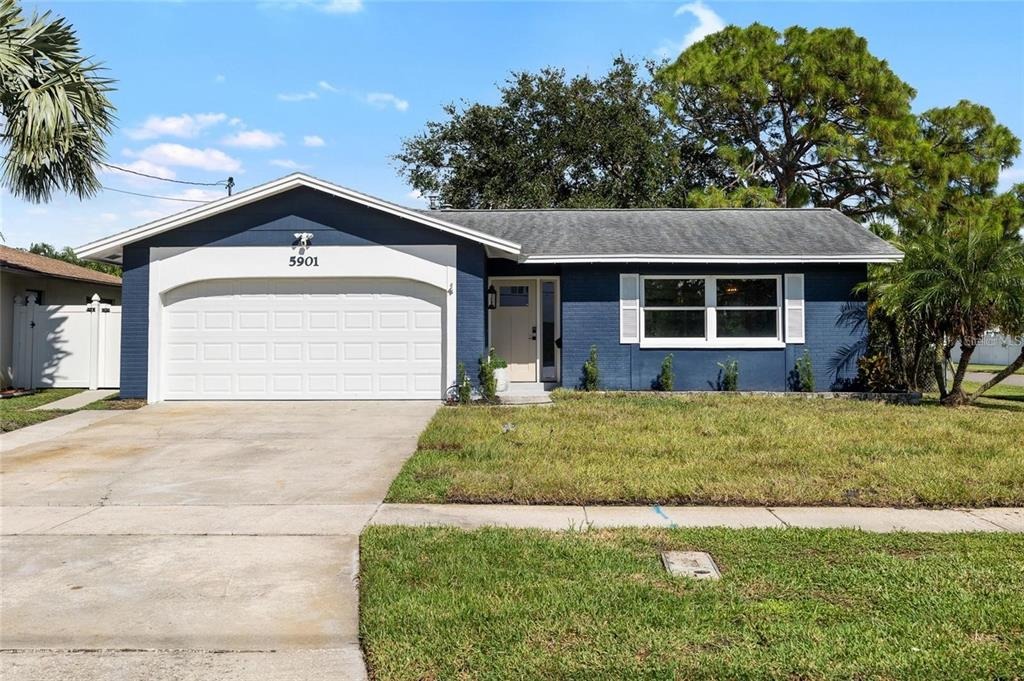 Denver St, Saint Petersburg, FL 33703